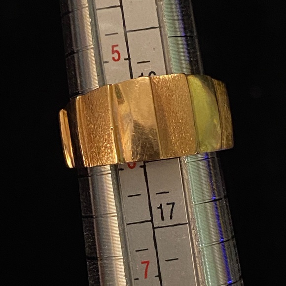 18KT Solid Yellow Gold Modern Textured Wide Heavy Band Ring Sz 5.5 - Picture 10 of 17